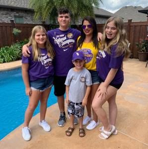 Meet your Posher, Dawn